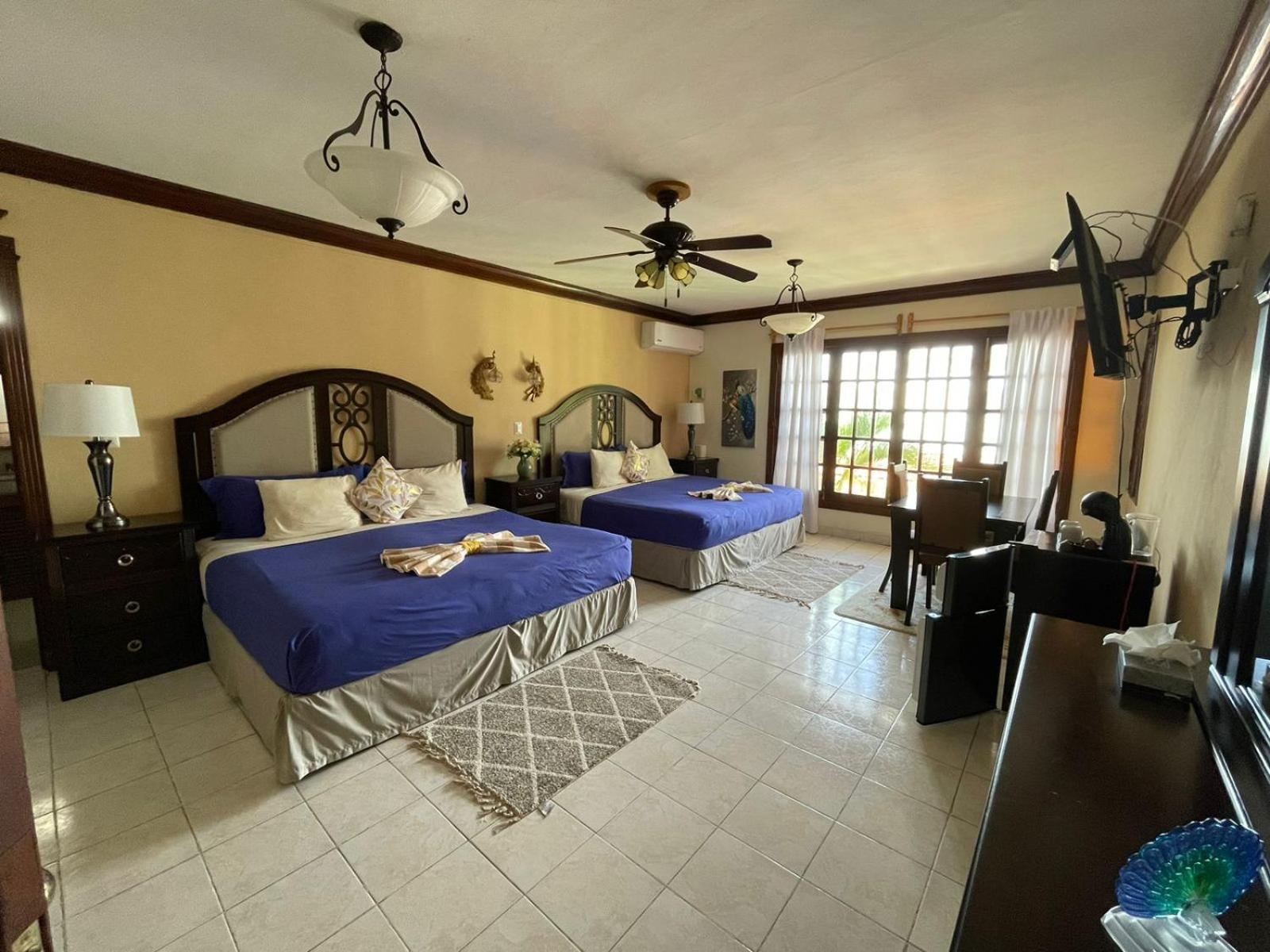 Hotel Boutique Villas Segovia Cozumel Kültér fotó